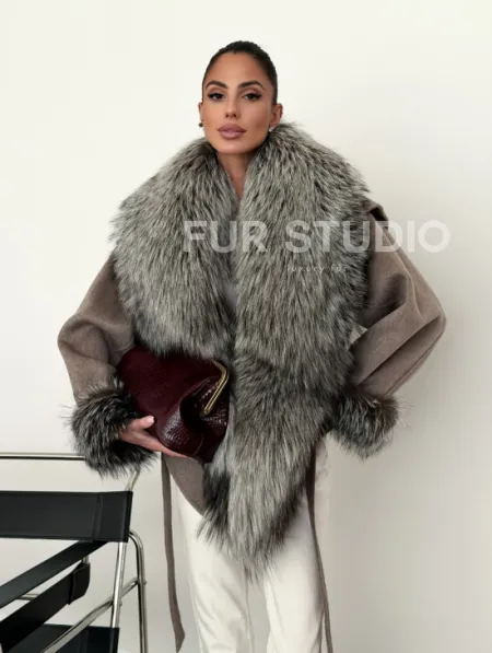 Полупальто с мехом чернобурки - фото 6