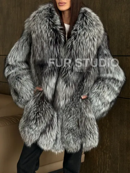 Женская шуба из чернобурки - фото 4