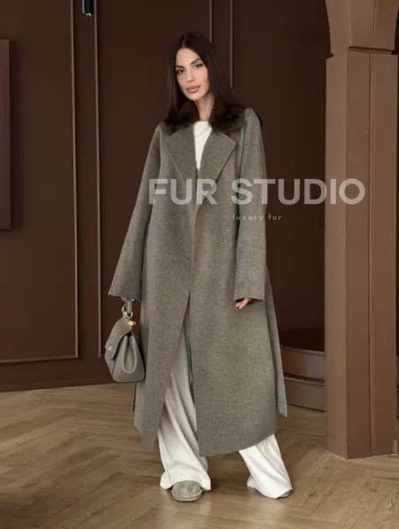 Пальто с воротником из соболя - фото 11