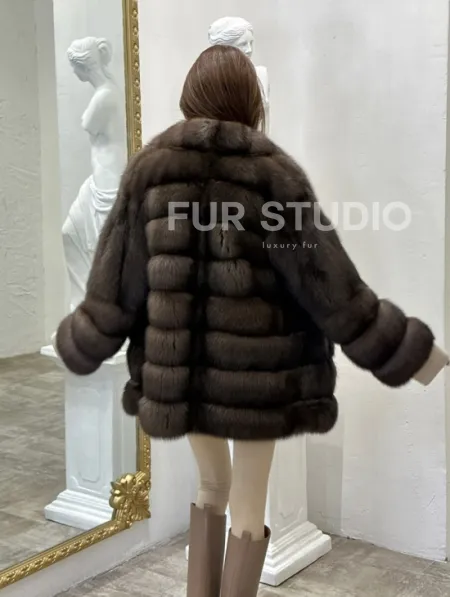 Стильный жакет из меха соболя - фото 5