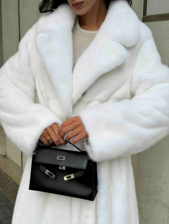 Белая норковая шуба мех SAGA  - английский воротник - фото 3