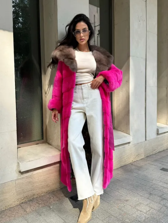 Шуба норковая с капюшоном из меха куницы - цвет фуксия - фото 11