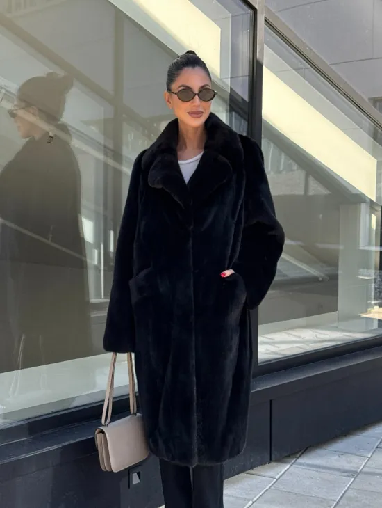 Шуба из аукционного меха норки Kopenhagen Fur, английский воротник - фасон баллон - фото 10