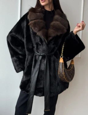 Полушубок из норки Black с воротником из меха темной куницы - фото 5