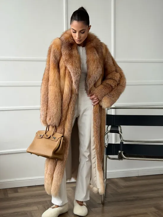 Длинная шуба из меха лисы Vintage gold с шалевым воротником - фото 6