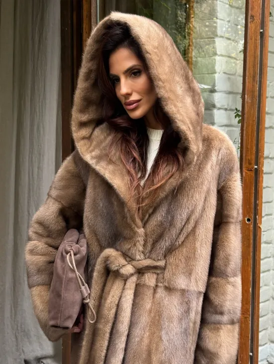 Шуба норковая с капюшоном - цвет пастель - фото 2