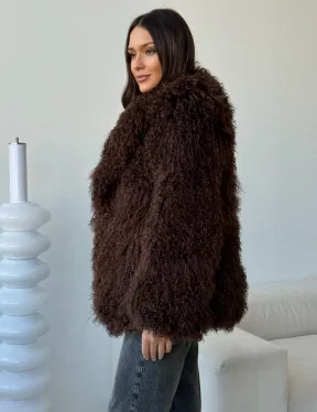 Коричневая шуба из ламы - фото 4