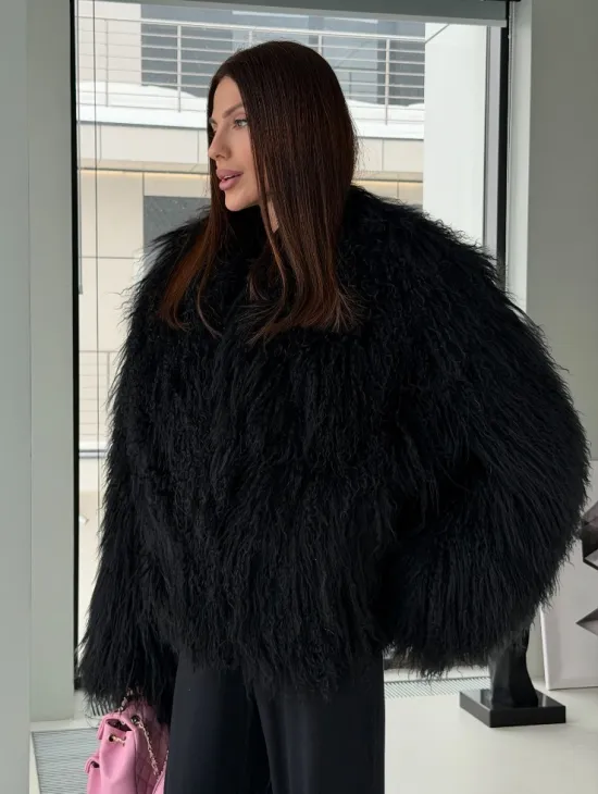 Полушубок черный из ламы - фото 7