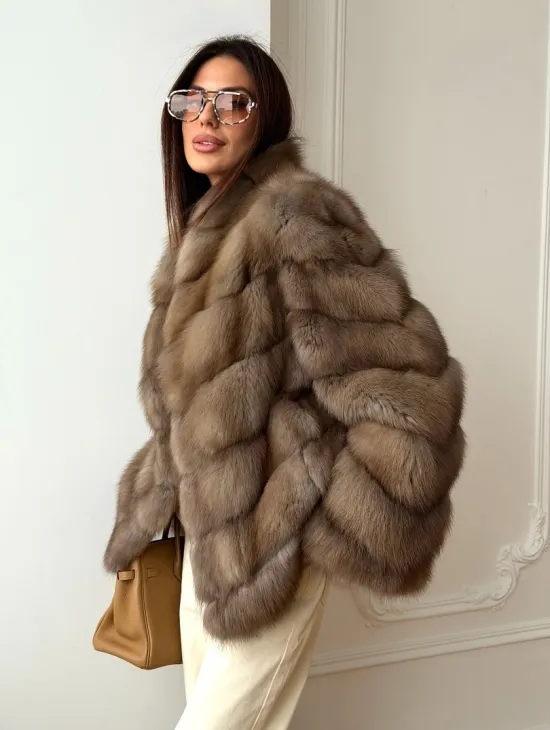 Шуба из меха куницы - рукава косичкой - фото 9