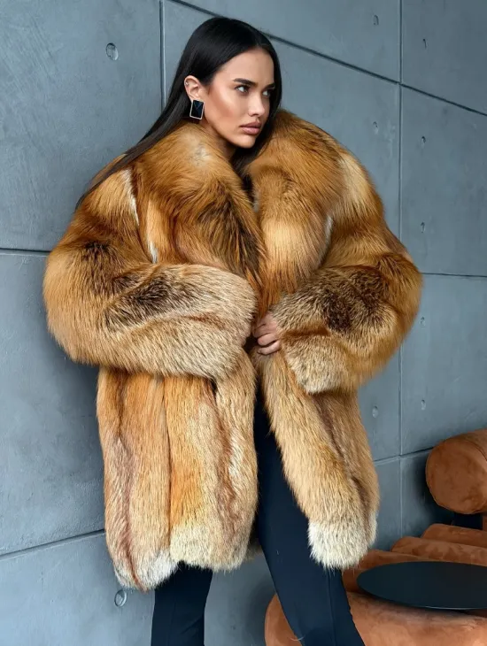 Шуба из натурального меха лисы - фото 0