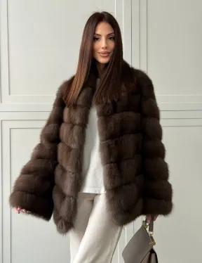 Женская шуба из меха куницы - фото 13